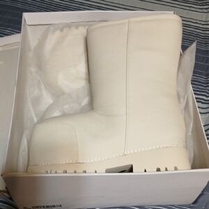 Elegant Cream Platform Boots